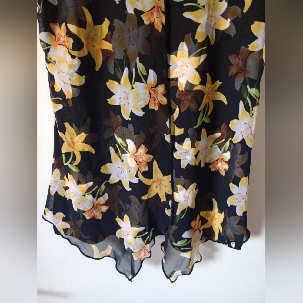 Adele & May Black and Yellow Floral Tropical Top with Sheer Overlay Size Small - Picture 5 of 12